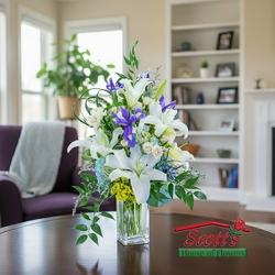 Full of Grace from Scott's House of Flowers in Lawton, OK