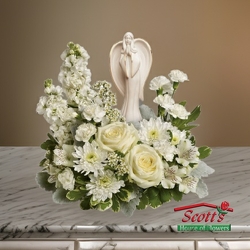 <b>Guiding Light Bouquet</b> from Scott's House of Flowers in Lawton, OK