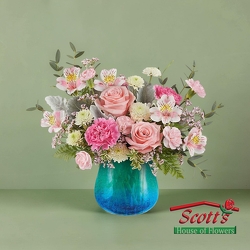 <b>Pink Hues</b> (M17) from Scott's House of Flowers in Lawton, OK