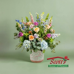 <b>Vibrant Devotion (M1)</b> from Scott's House of Flowers in Lawton, OK